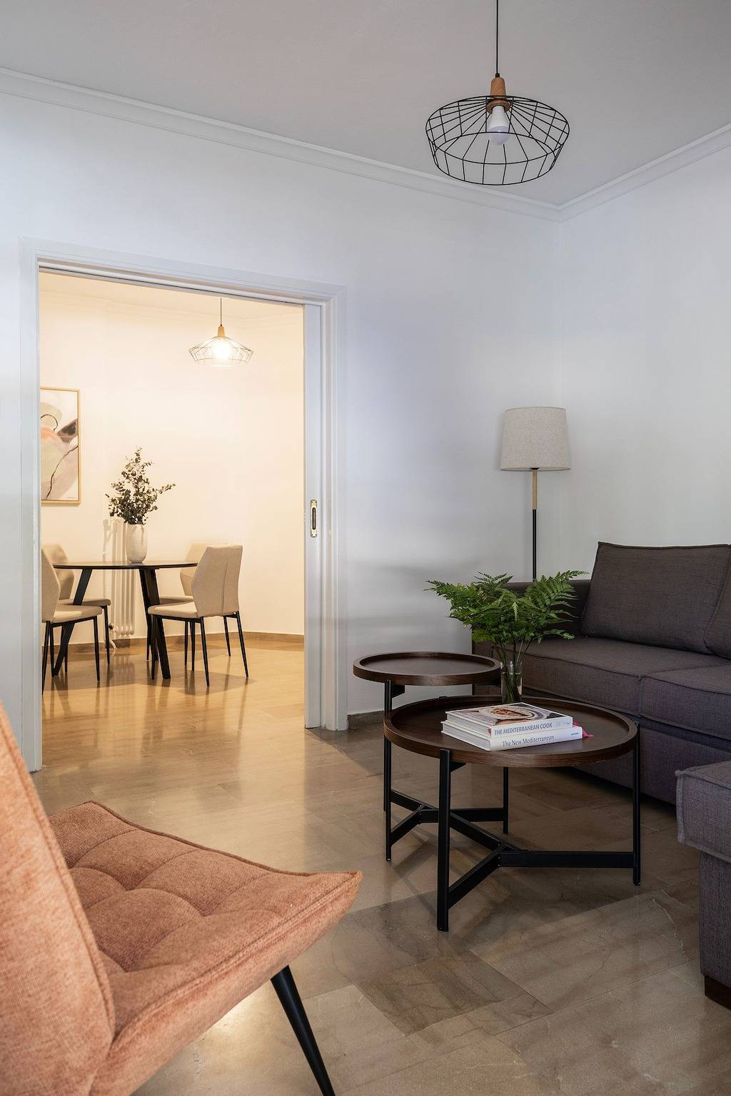 Appartement entier, Stylish 1Br Retreat Near Alimos Beach & Tram in Athènes, Côte Sud de l'Attique