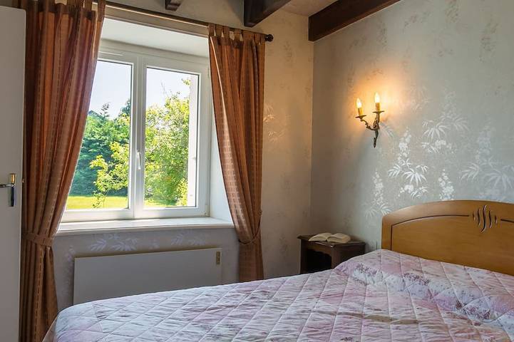 Location de vacances pour 5 personnes, avec jardin, animaux acceptés à Sizun - 2