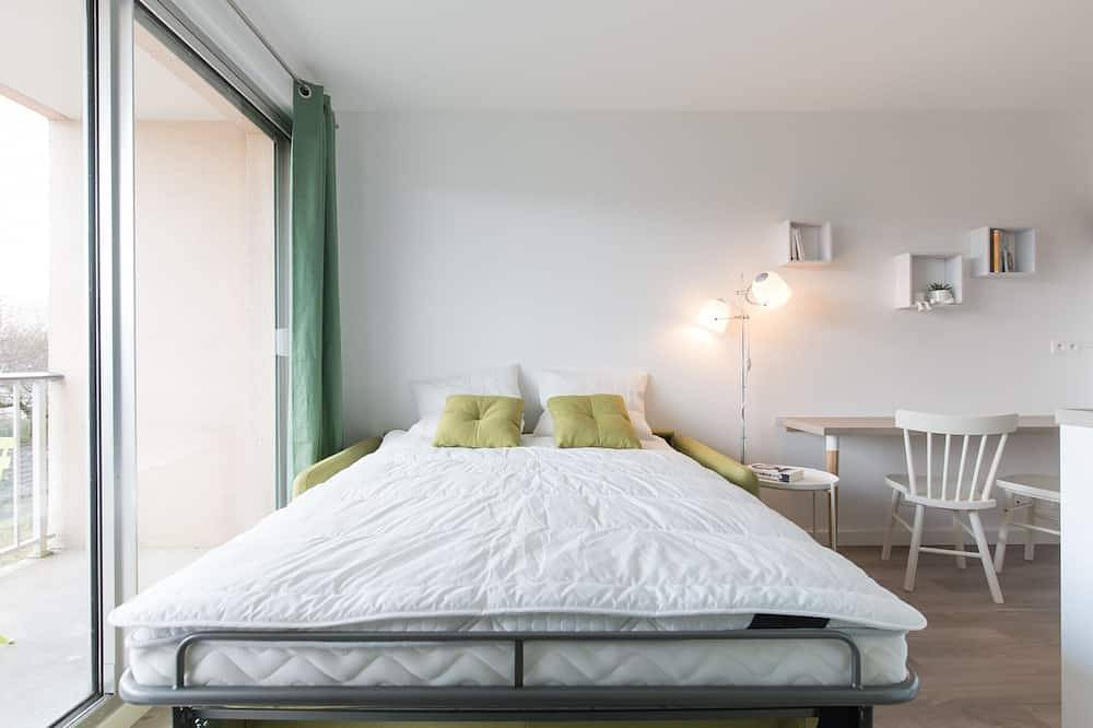 Appartement entier, \"Green Cosy\", Doua / Insa / Cesi, balcon, possibilité garage, espace de travail in Villeurbanne, Rhône