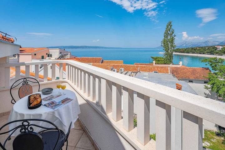 Apartament wakacyjny dla 4 osób, z Balkon w Promajna