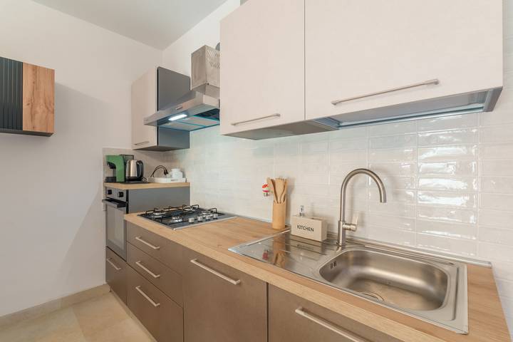 Ganze Wohnung, Ferienwohnung 'Finestra sul Parco' mit privater Terrasse, WLAN und Klimaanlage in Olbia, Costa Smeralda
