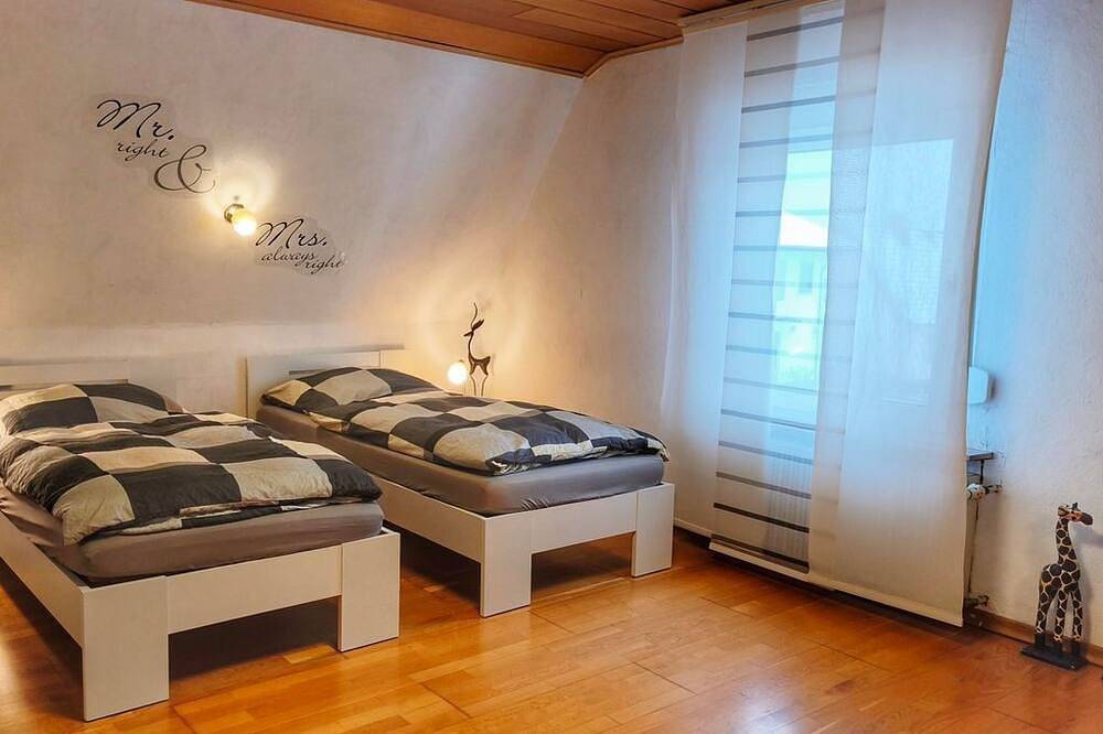 Ganze Wohnung, Hillis Ferienwohnung Saarland - Ferienwohnung in St. Ingbert, Saarpfalz-Kreis