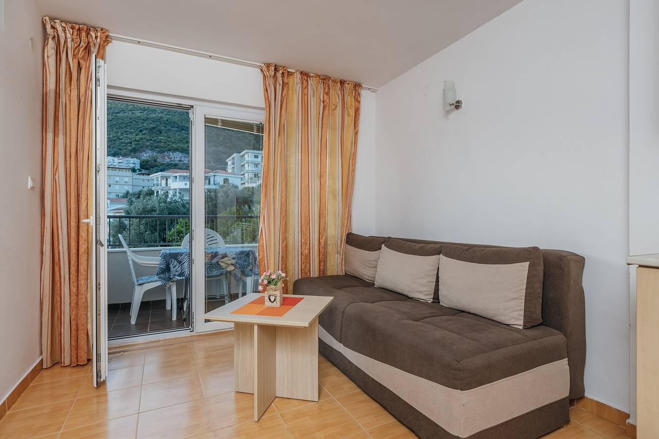Appartement entier, Villa Vjera - apartments in Petrovac in Petrovac na Moru, Municipalité de Budva