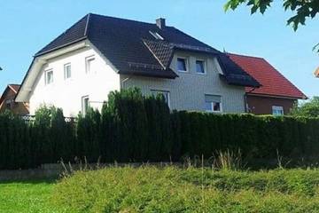 Ferienhaus für 3 Personen, mit Terrasse und Garten in Nieheim