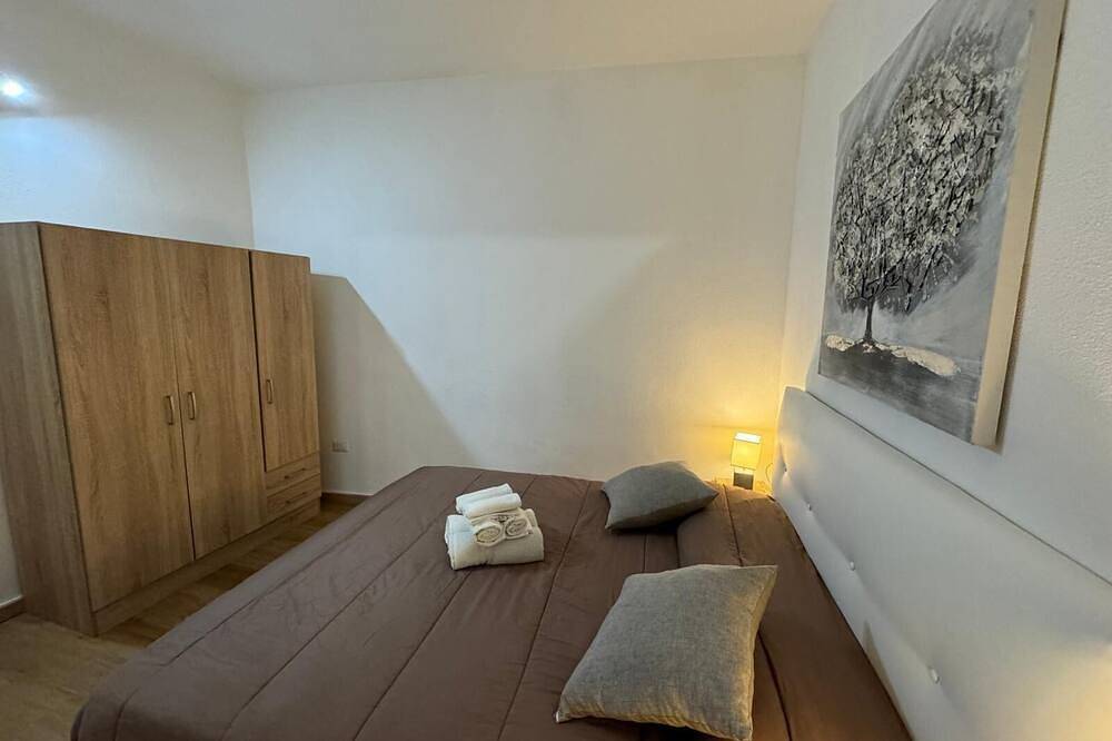 Entire apartment, Two-Room Apartment In The Center Of Sassari in Sassari, Sassari Province