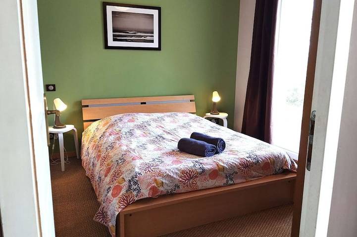 Location de vacances pour 8 personnes, avec jardin à Pradines - 2