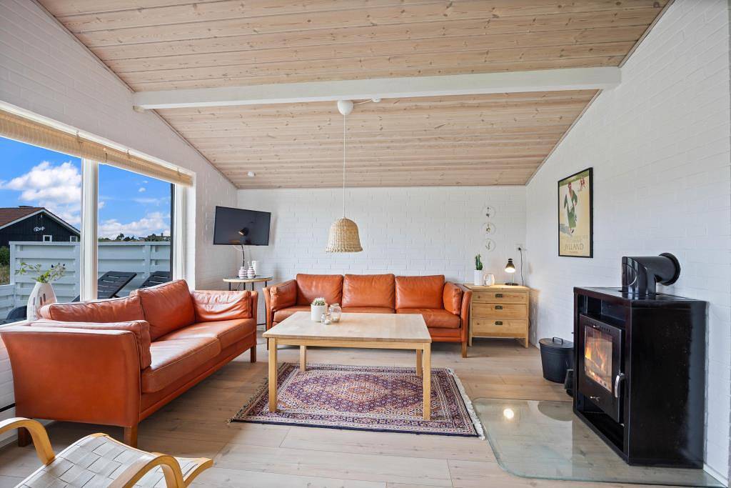 Gemütliches Ferienhaus in Bjerregård mit Sauna – 2 Hunde  in Bjerregård, Holmsland Klit