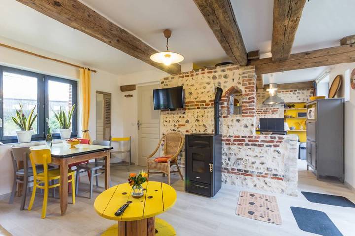 Gîte pour 4 personnes, avec jardin et terrasse à Saint-Jouin-Bruneval - 4