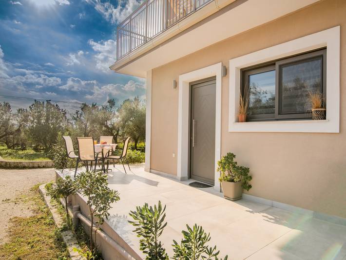 Villa per 6 persone, con giardino e terrazza, adatto a famiglie con bambini a Zante