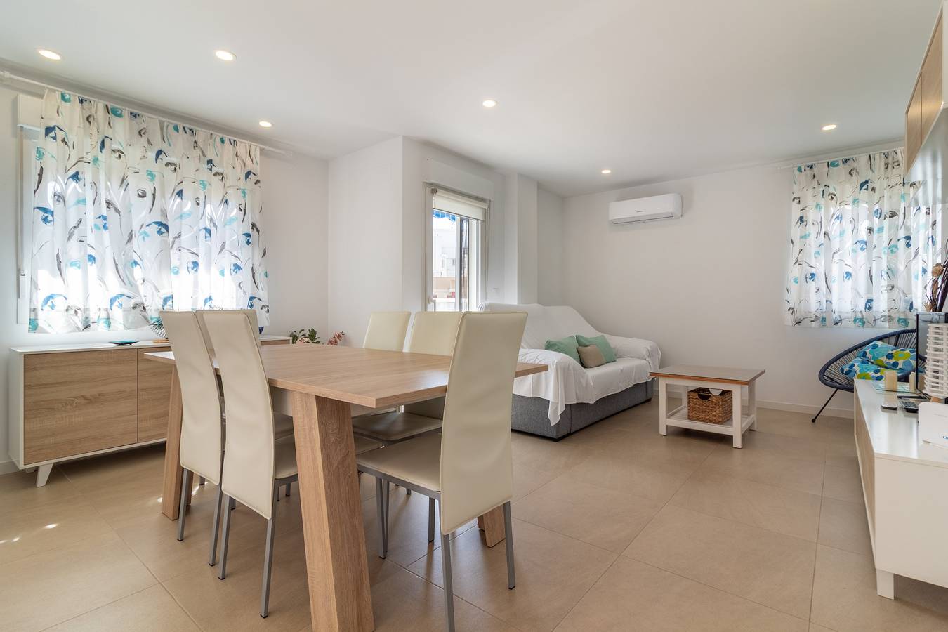 Apartamento entero, Global Vacacional: Bonito apartamento en Urbanización Ciudad Mar in Puerto de Sagunto, Sagunto
