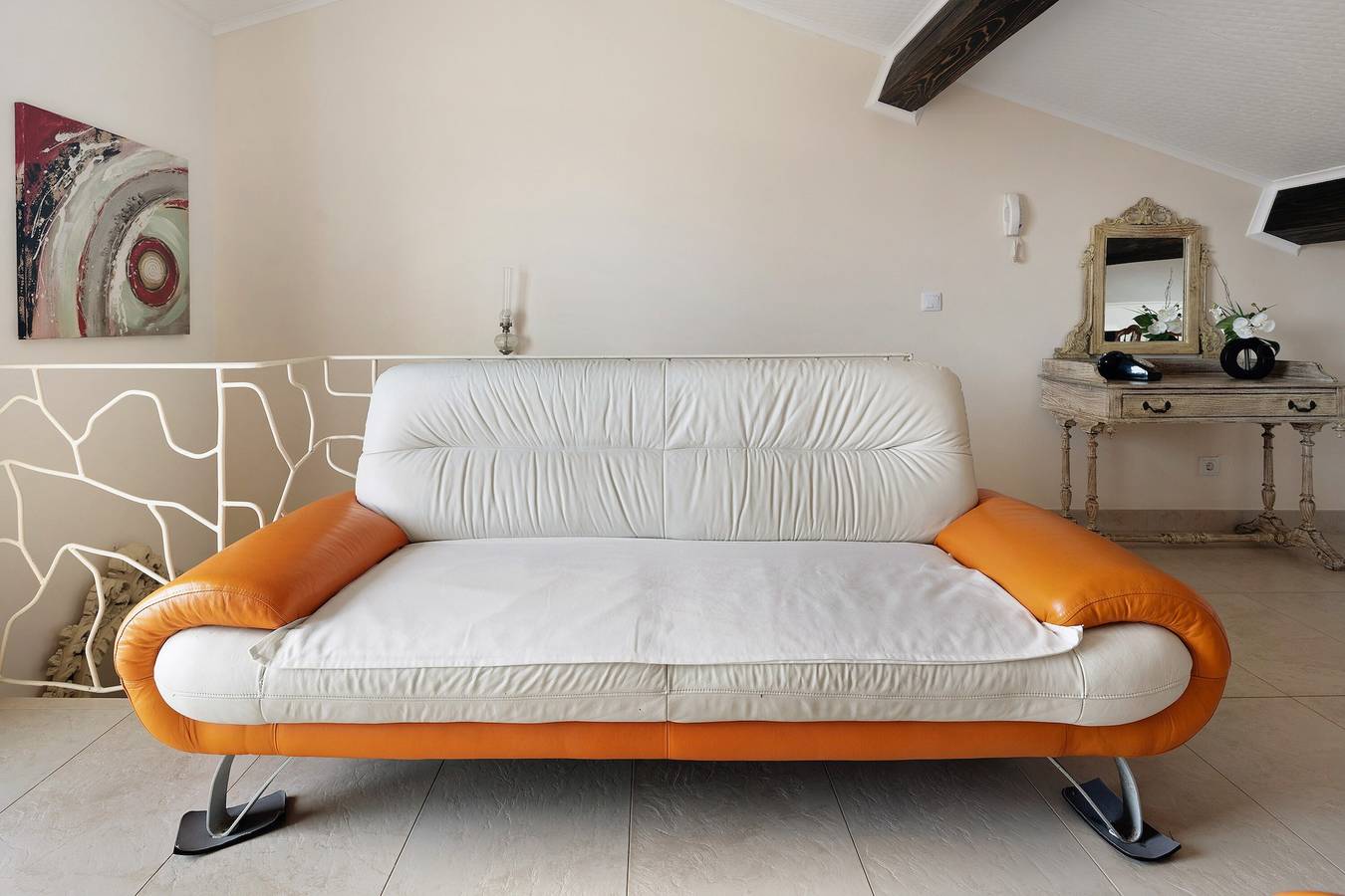 Appartement entier, Appartement 'Flor Do Mar House' avec vue sur la mer, terrasse privée et Wi-Fi in São Miguel Island, Ponta Delgada