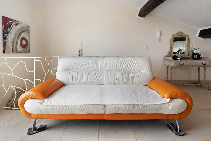 Entire apartment, Apartment 'Flor Do Mar House' with Sea View, Private Terrace and Wi-Fi in São Miguel Island, Ponta Delgada