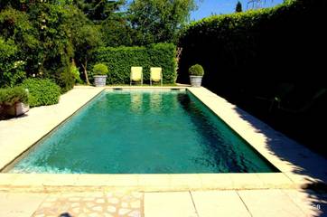 Gîte pour 5 personnes, avec piscine ainsi que jardin et vue à Upie