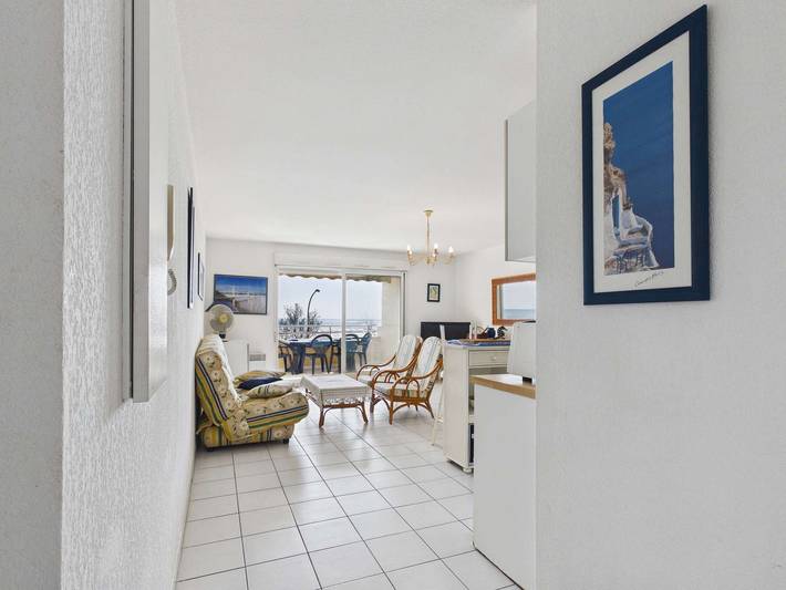 Ganze Wohnung, 3-Zimmer-Wohnung am Meer mit Terrasse und Parkplatz, für 6 Personen in Grau d’Agde, Agde