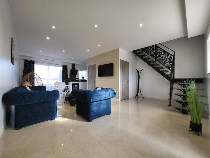 Appartement de vacances pour 4 personnes, avec jardin et vue, animaux acceptés
