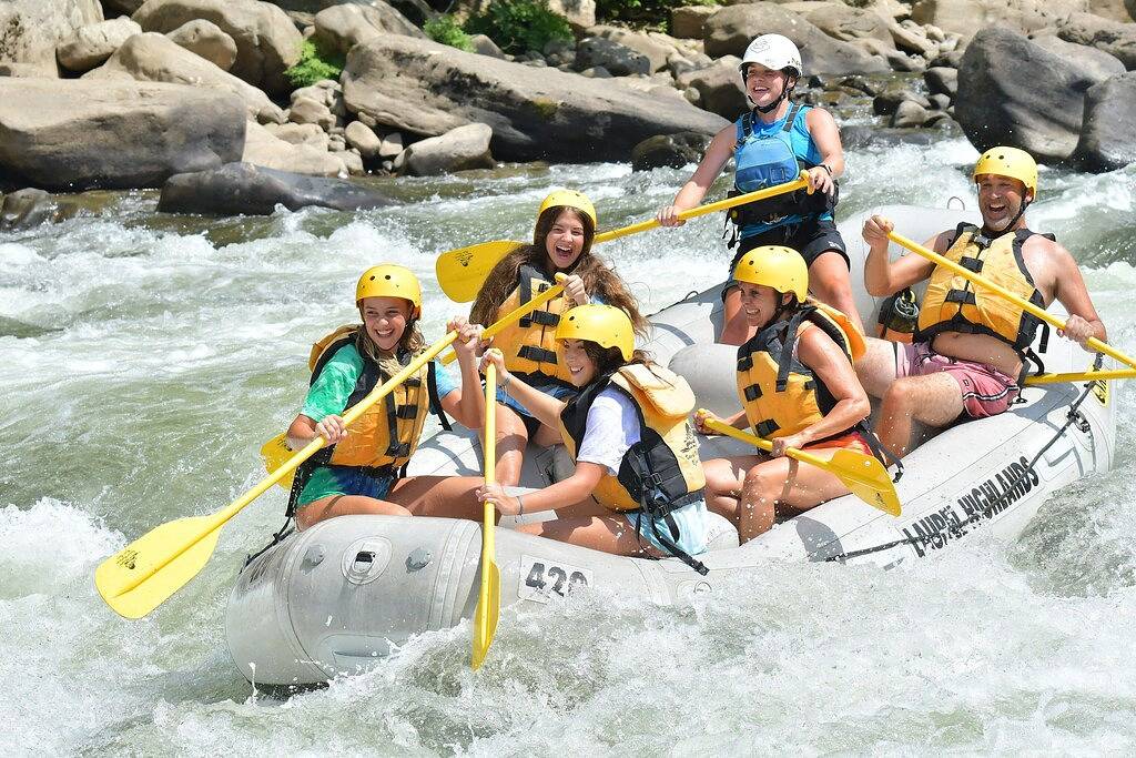 Luxury 3 Bedroom Hidden Valley Retreat mit Lake & Slope Ansichten in Hidden Valley, Pennsylvania