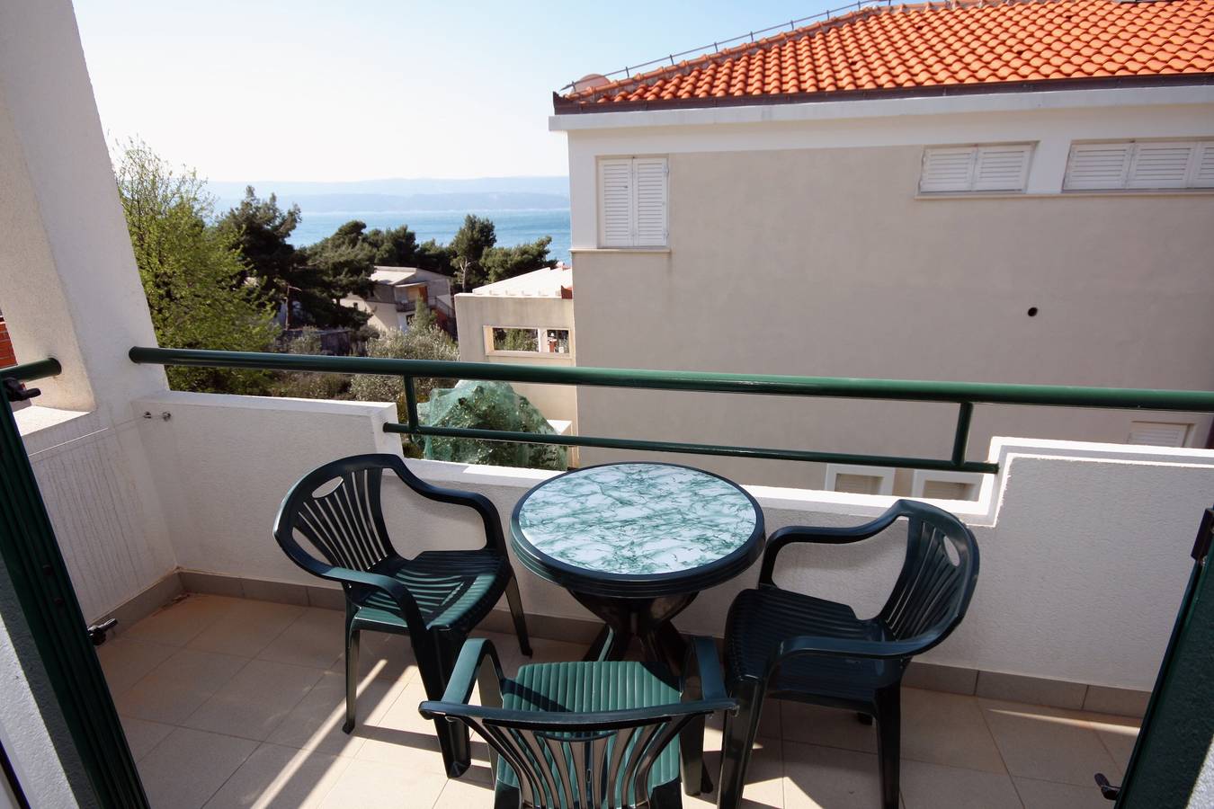 Ganze Wohnung, Studio Appartement mit Terrasse und Meerblick Balica Rat, Omis -i in Stanici, Omis-Riviera