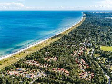 Vacation Rental for 6 Guests in Marielyst, Lolland-Falster, Picture 2