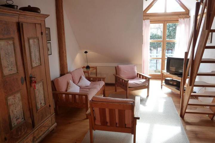 Entire apartment, Stylish apartment III on Franconian fruit and Brennereihof in Leutenbach, Franconian Switzerland