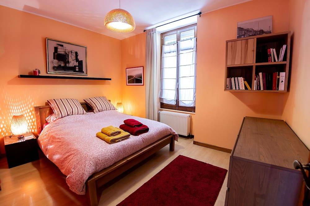 Apartamento encantador con jardín, cerca del centro de la ciudad y bien comunicado. in Chantraine, Región de Épinal
