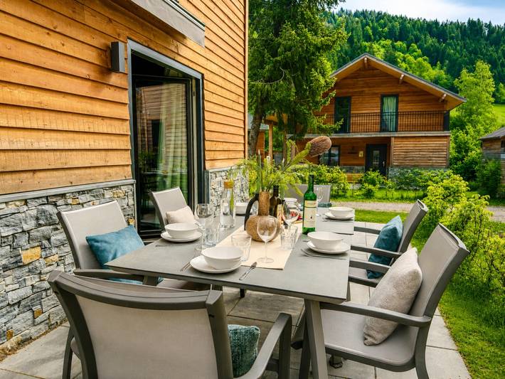 Chalet zwischen den Bergen an einem Alpensee in Afritz am See, Villach-Land
