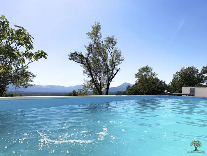 Finca für 14 Personen, mit Terrasse und Garten sowie Pool in Kroatien