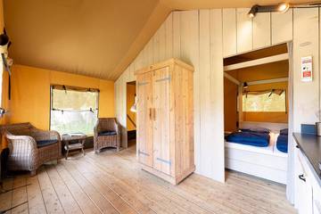 Glamping voor 5 Personen in Sainte-Sigolène, Centraal Massief, Afbeelding 4