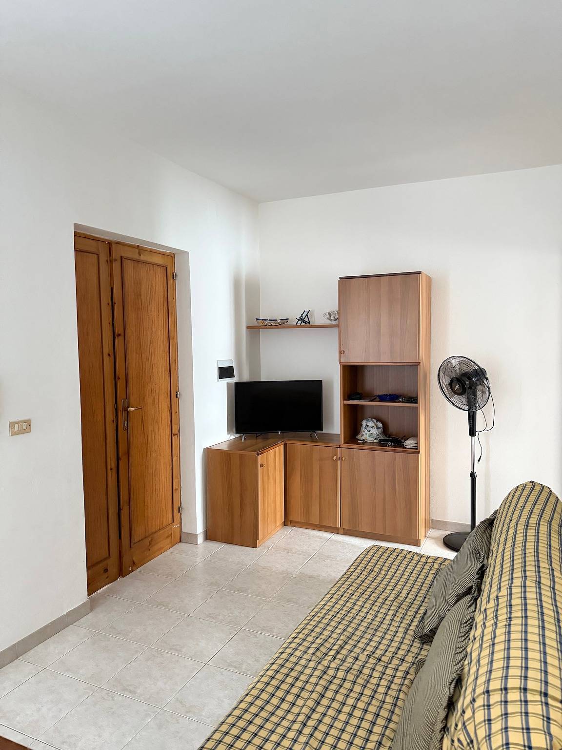 Hel leilighet, Apartment 'Casa Vacanza Antonio- Alghero' with Sea View, Balcony and Air Conditioning in Lido San Giovanni, Alghero
