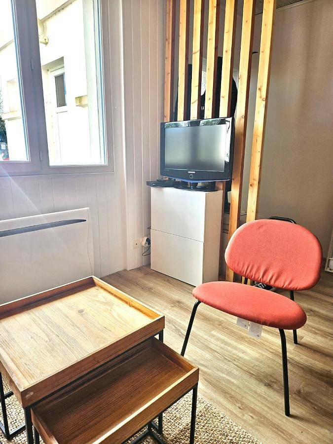 Gîte pour 11 personnes, avec terrasse dans Plage Kerler Fouesnant - 4