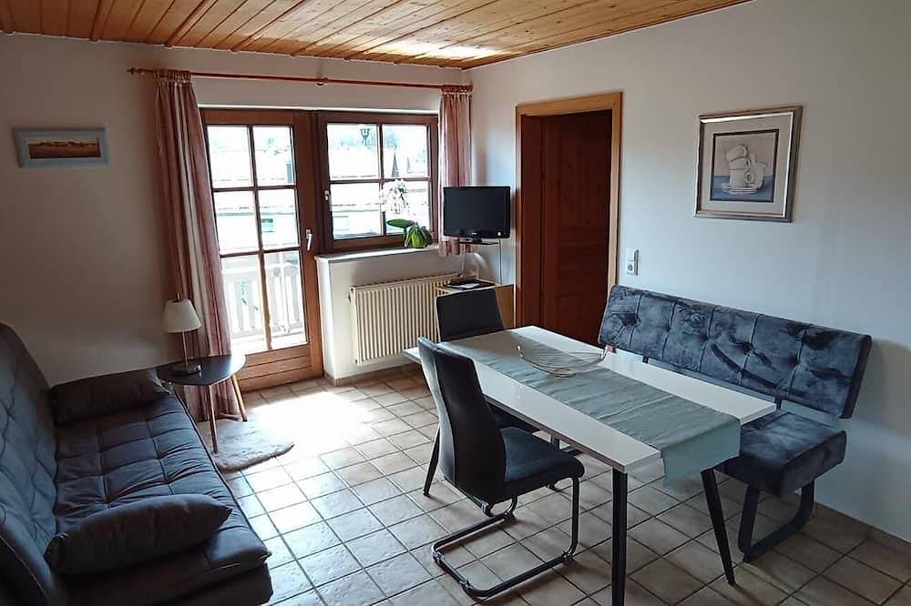 Ganze Wohnung, Gemütliche Ferienwohnung mit Balkon (60 qm) in Bischofsmais, Ostbayern