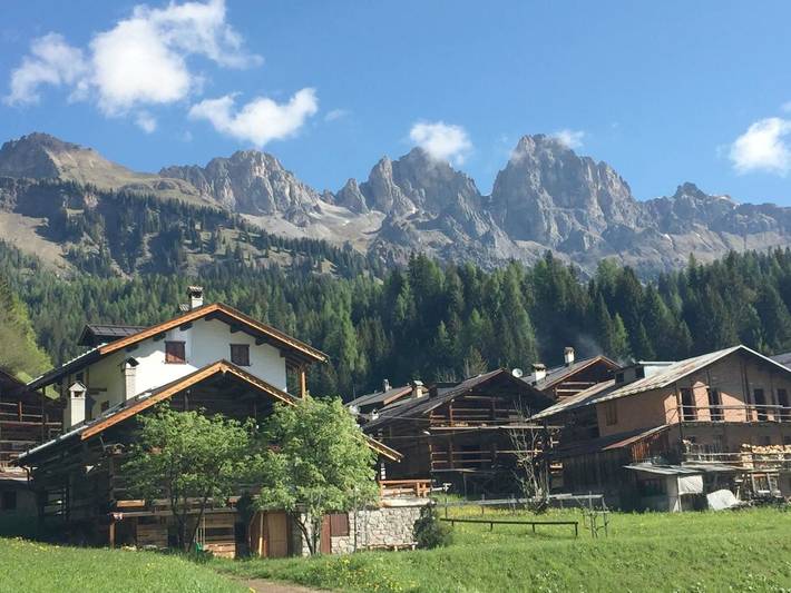 Appartamento per 4 persone, con Giardino e Panorama a Falcade
