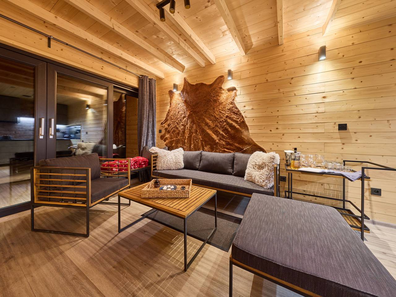 Luxe Timber Lodge & Pet Retreat in Mladé Buky, Trutnov region