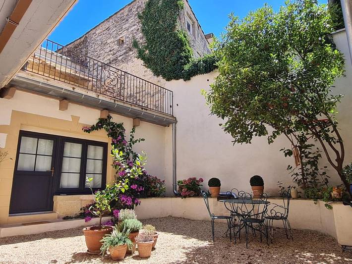 Gîte pour 2 personnes, avec jardin ainsi que terrasse et vue à Aigues-Vives - 3