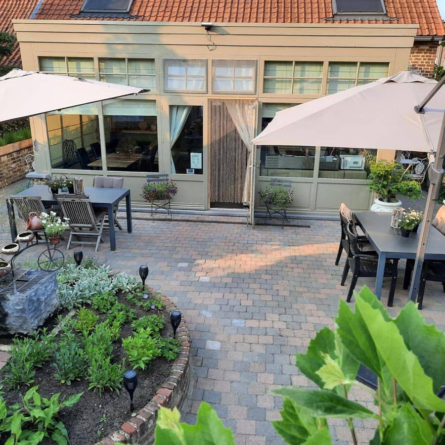 Double Room with Private Bathroom in Bilzen, Hoge Kempen