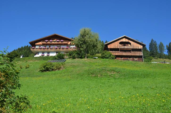 Bauernhof für 4 Personen, mit Balkon und Whirlpool sowie Garten und Sauna in Assling