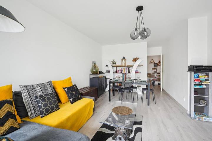 Gîte pour 6 personnes, avec vue et jardin à Gennevilliers