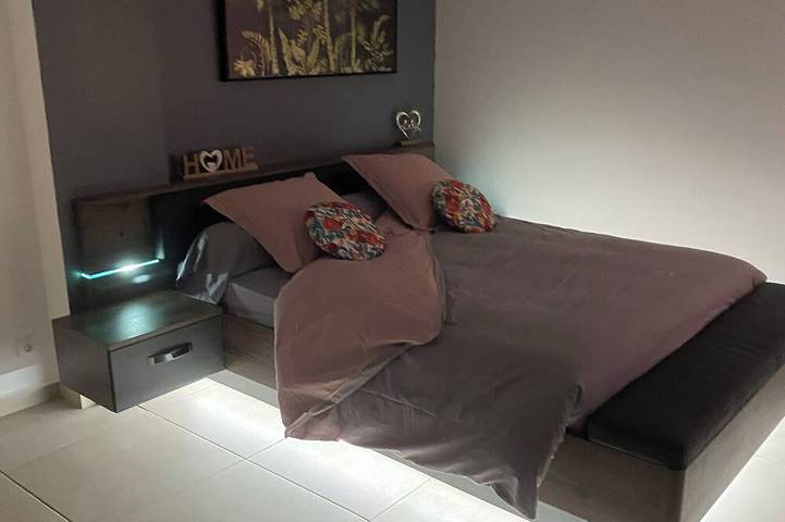 Gîte pour 4 personnes, avec jacuzzi à Montmeyan - 2