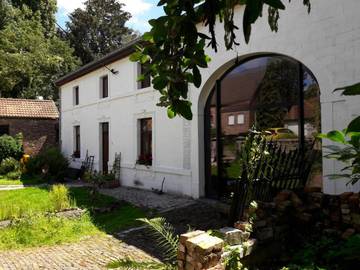 Maison d’hôte pour 2 personnes, avec vue et jardin, animaux acceptés dans Région de Liège