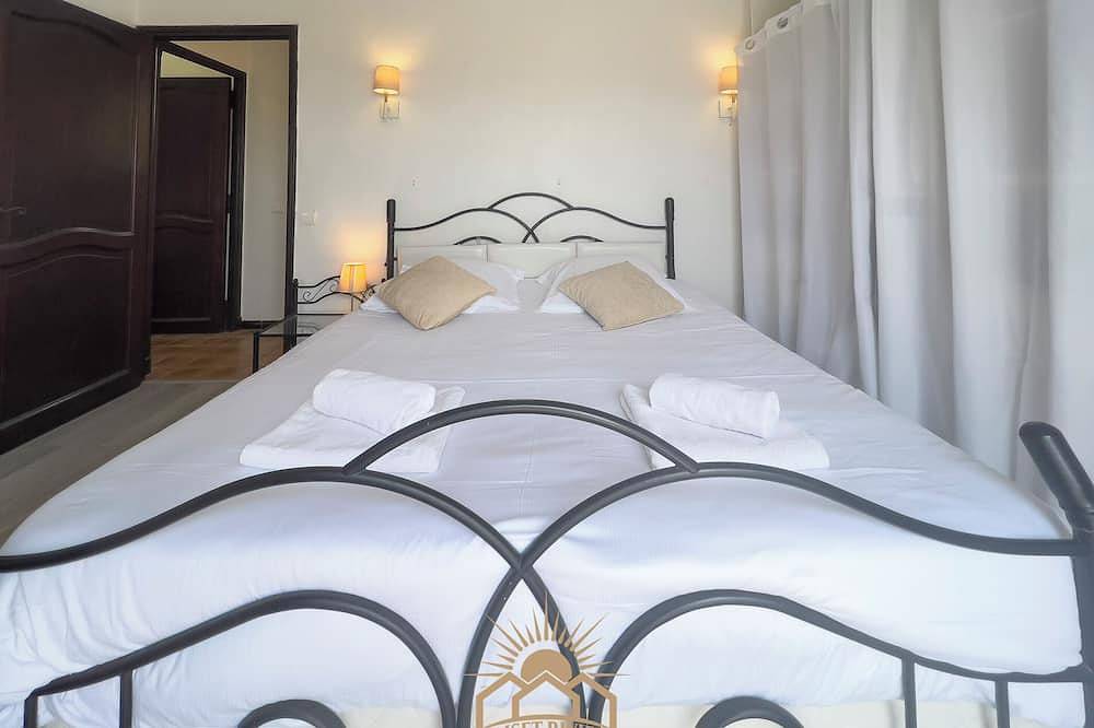 Les Guiols Villa Airco for 8 By Sunset in Le Rouret, Costa mediterránea (Francia)