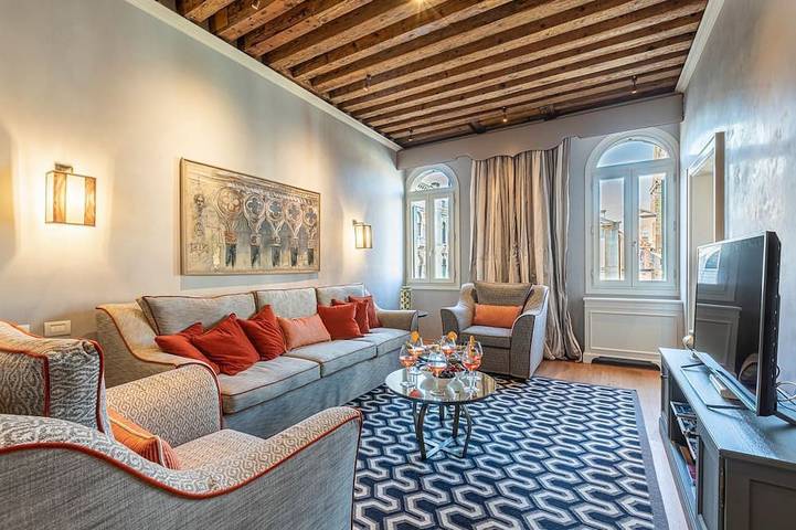 Villa for 5 people, with garden in Venice