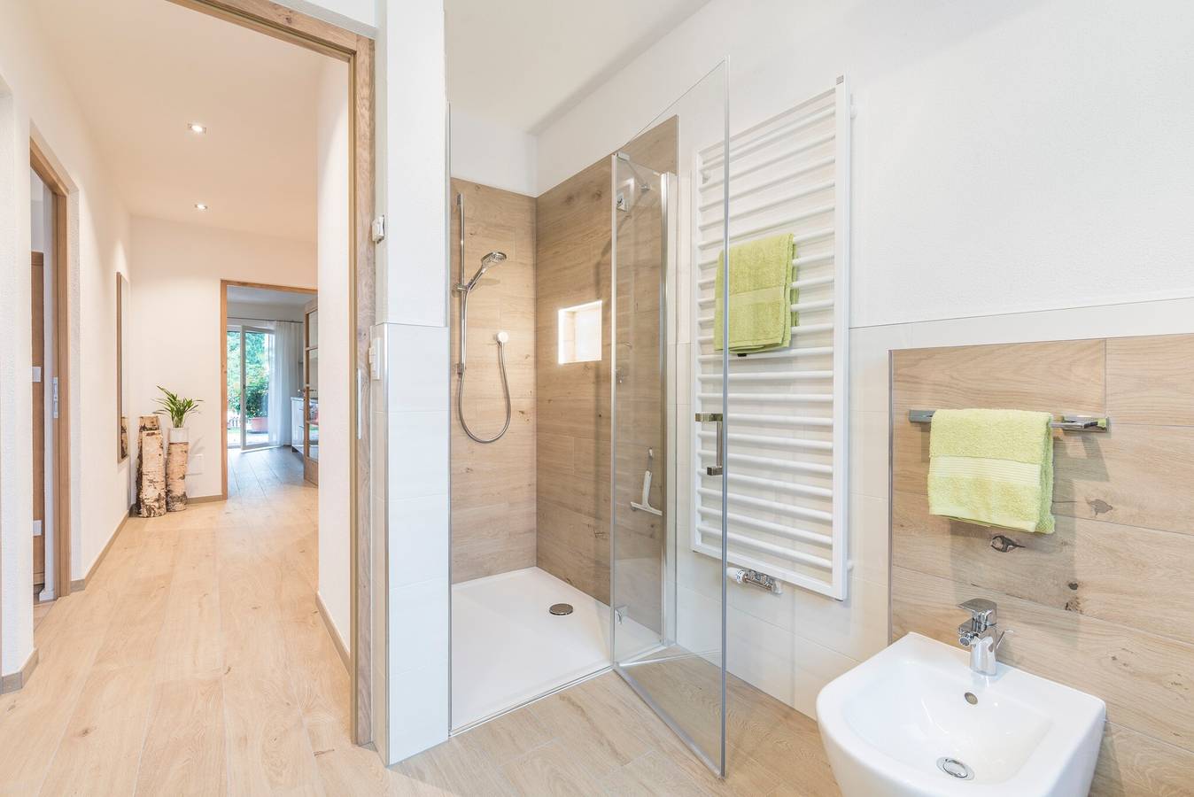 Appartamento intero, Appartamento Eder Kehlburg con vista montagna, terrazza privata e Wi-Fi in Gais, Plan de Corones