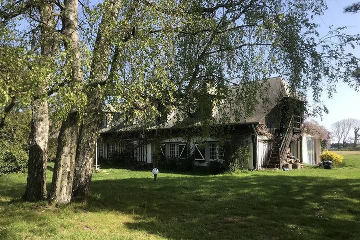 Location de vacances pour 8 personnes, avec jardin à Saint-Martin-aux-Buneaux