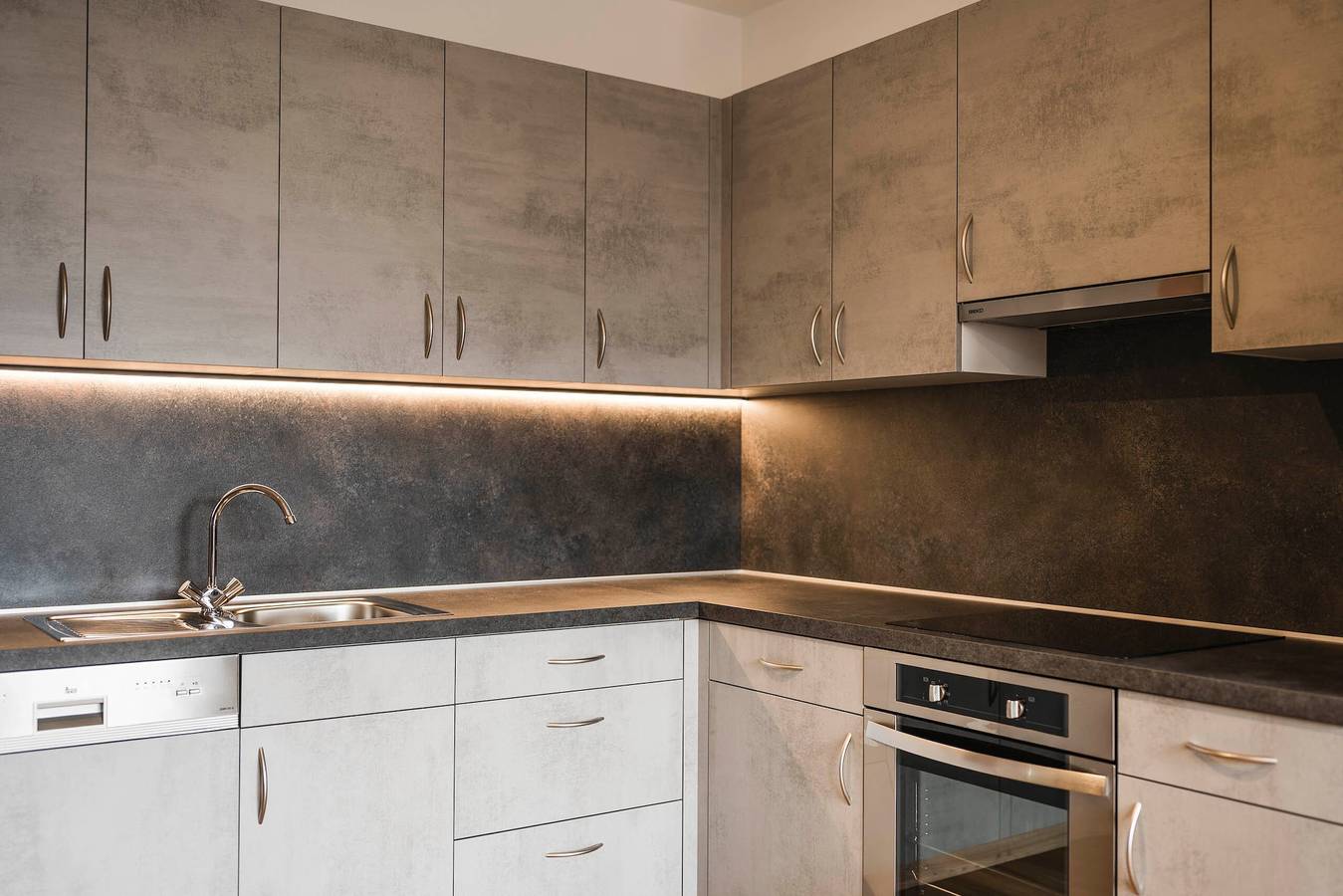 Ganze Wohnung, Ferienwohnung 'Dorfblick' mit Bergblick, Gemeinschaftsgarten und Wlan in Gifen, Rodeneck