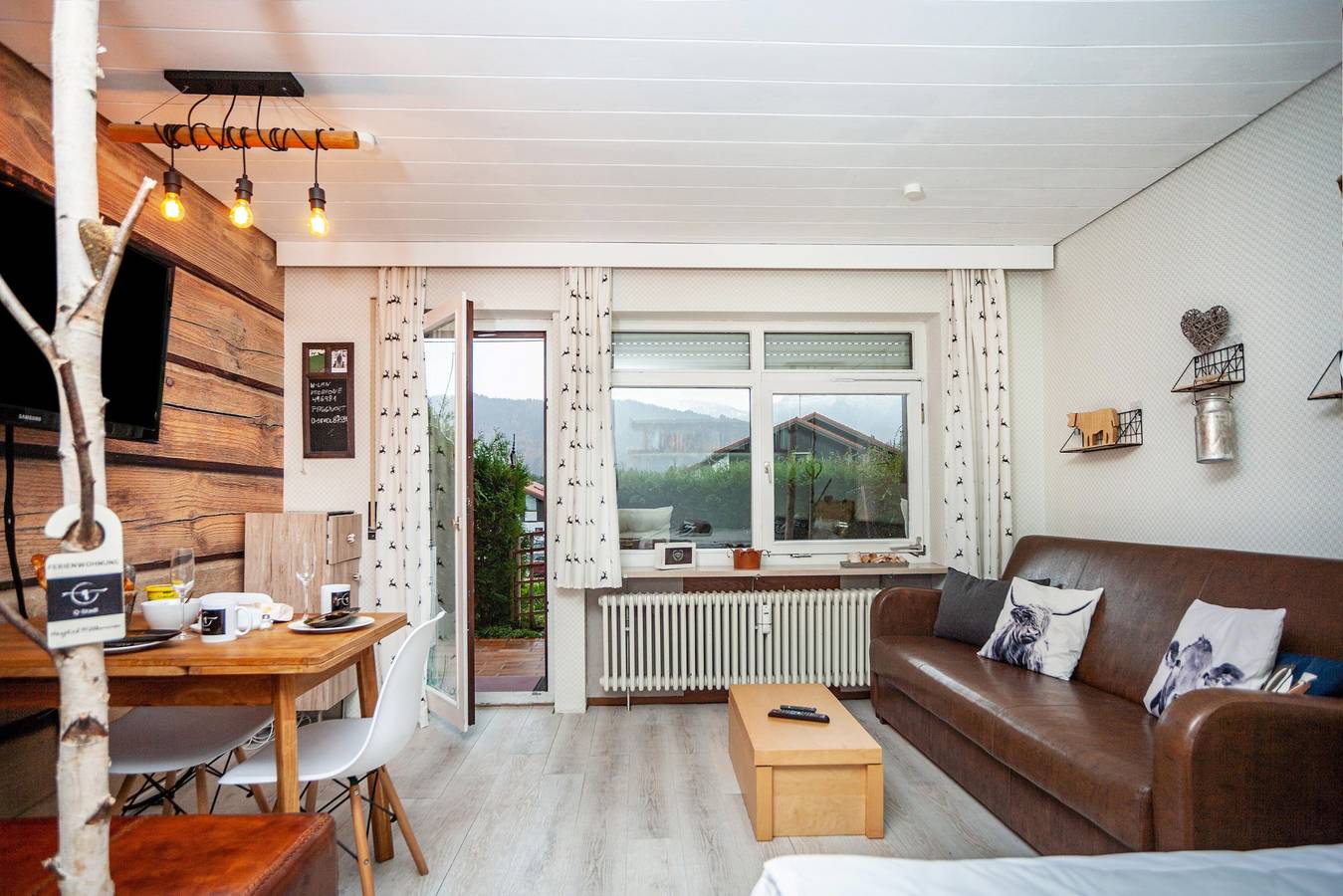 Ganze Wohnung, Ferienwohnung 'Q-Stadl' mit Bergblick, privater Terrasse und Wlan in Steibis, Oberstaufen