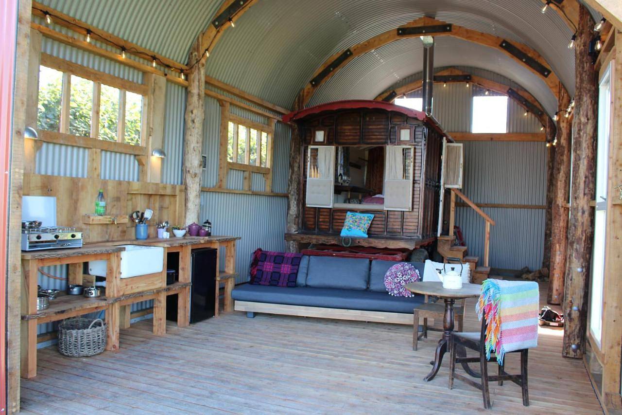 The Edwardian Caravan 'Dora' in Ceredigion
