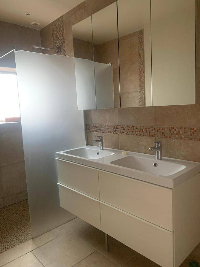 Gîte pour 4 personnes, avec piscine et jacuzzi ainsi que sauna et jardin à Sauzet - 3