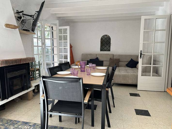 Location de vacances pour 8 personnes, avec jardin et terrasse à Fleury - 2