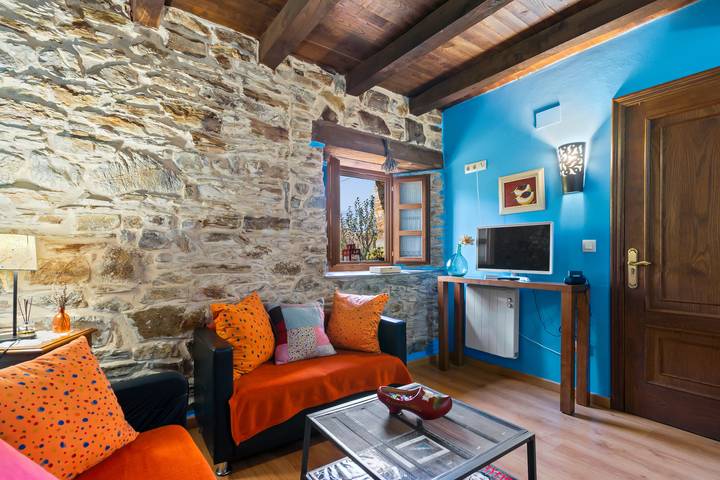 Casa rural para 4 personas, con balcón y jardín en Galicia - 2