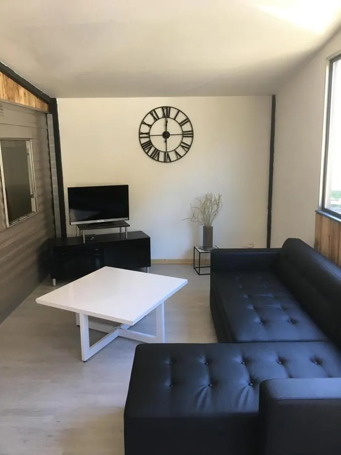Ferienhaus für 8 Personen, mit Kinderpool und Garten sowie Ausblick und Pool - 1