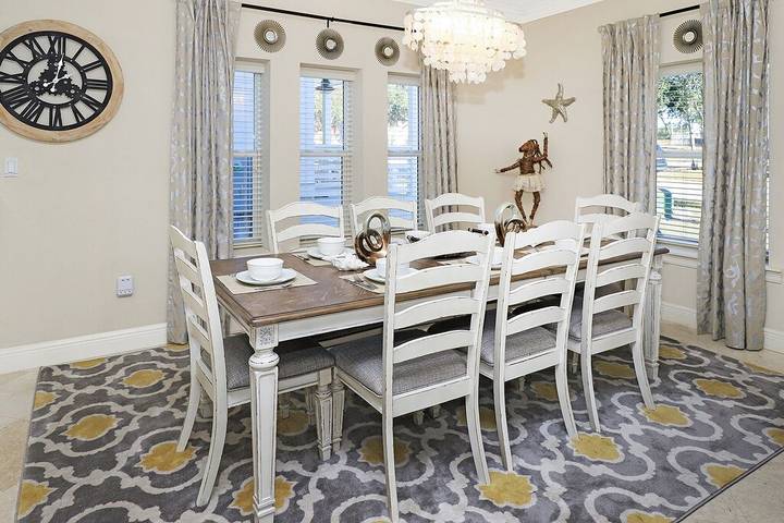 Vacation rental for 14 people, with balcony and pool the Florida Panhandle